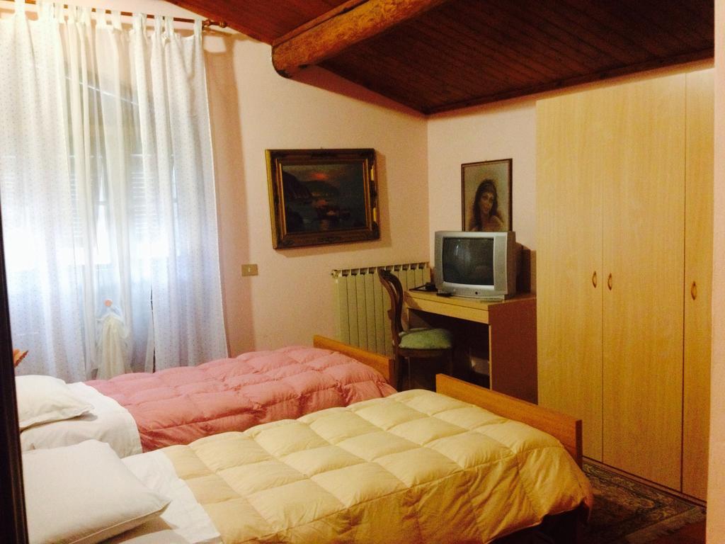 ריקו דל גולפו די ספאציה Il Ghiro B&B מראה חיצוני תמונה